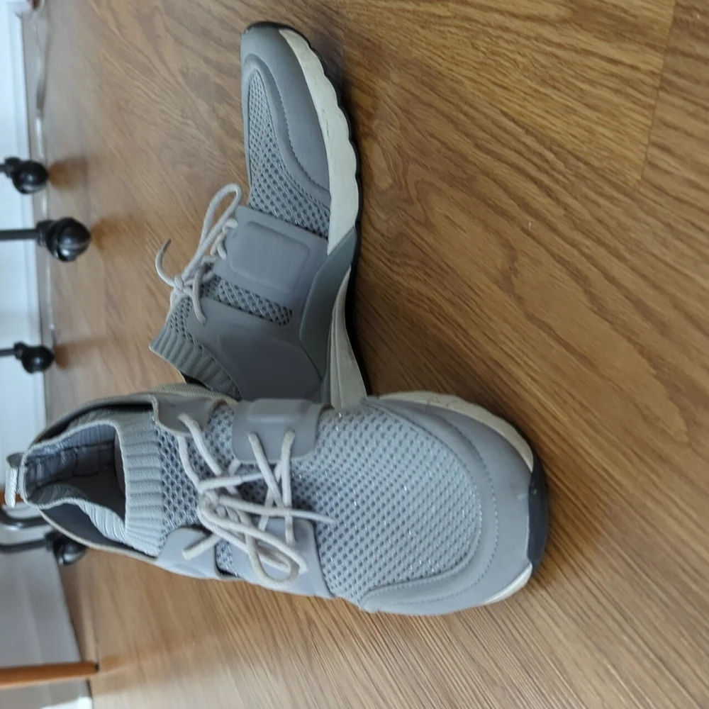 Zara Gray Flyknit Sneakers - Picture 4 of 6